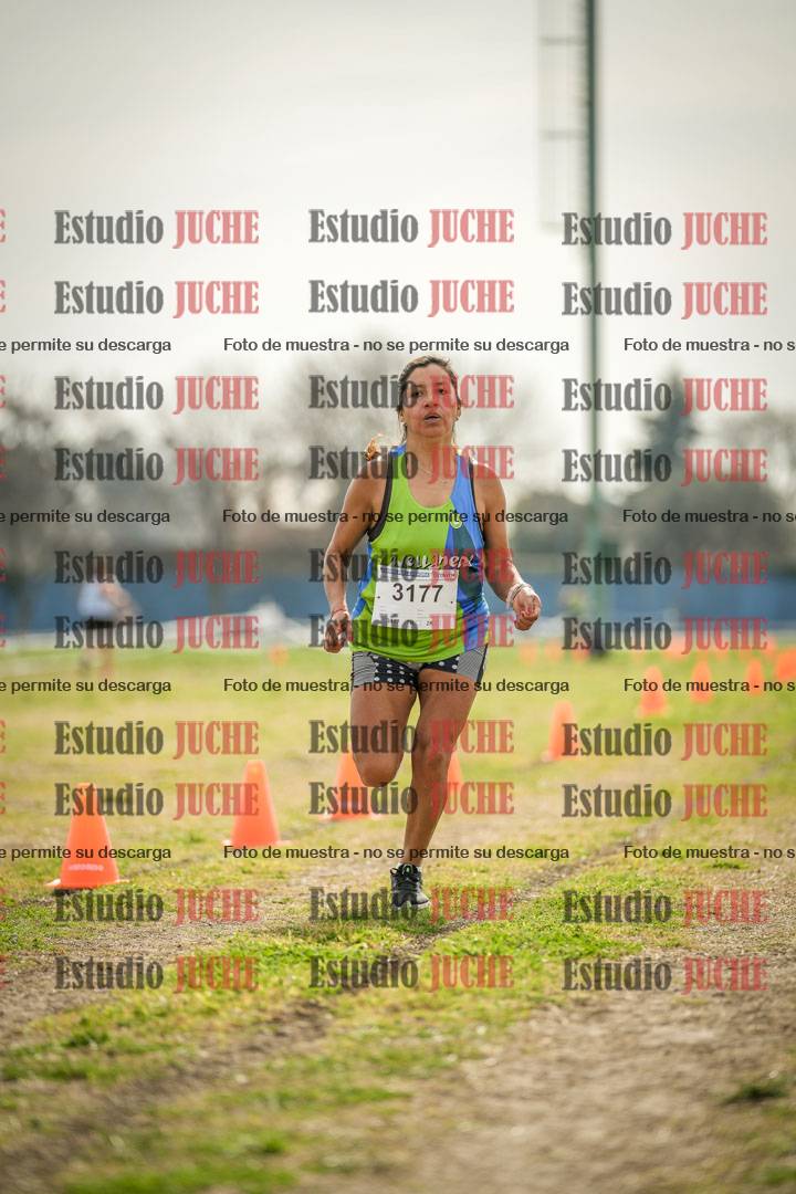 Fotos de la llegada del cross de 6000 m