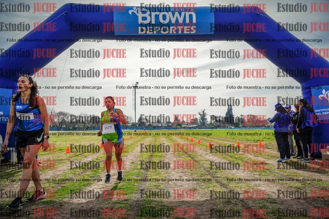 Fotos de la llegada del cross de 6000 m