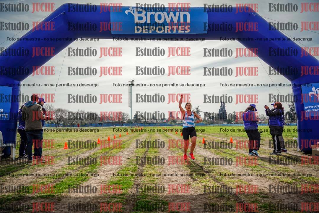 Fotos de la llegada del cross de 6000 m