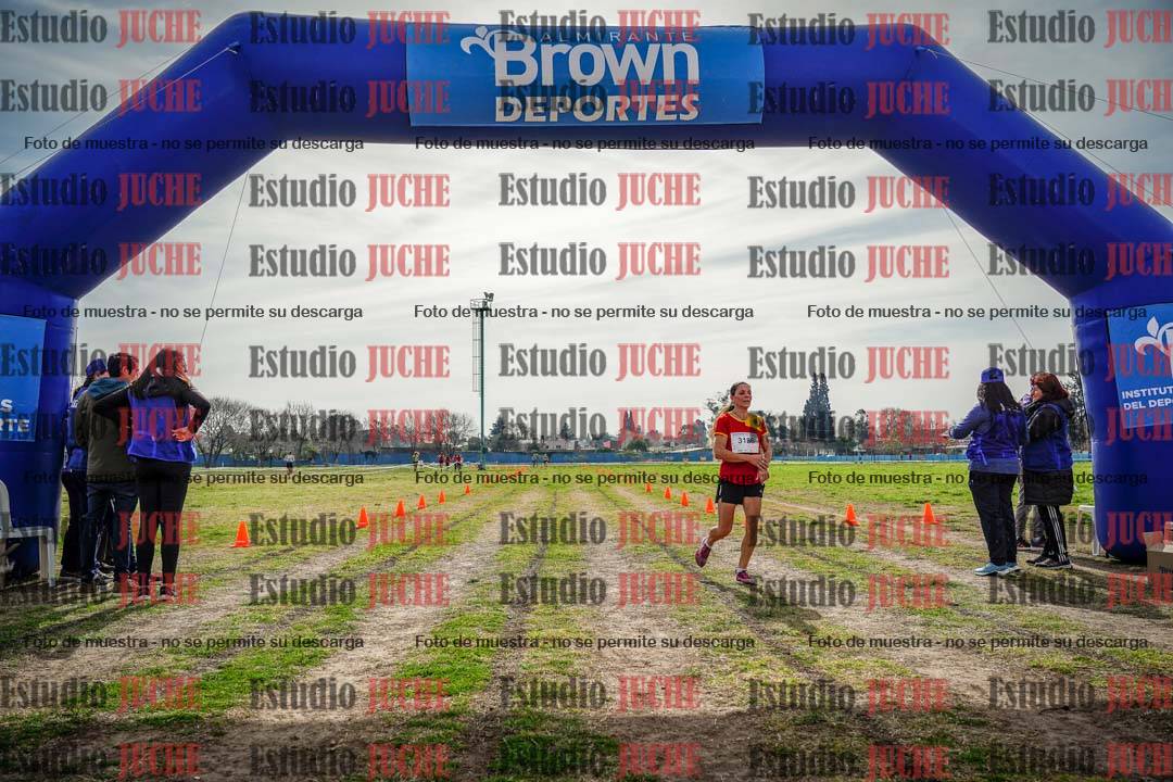 Fotos de la llegada del cross de 6000 m