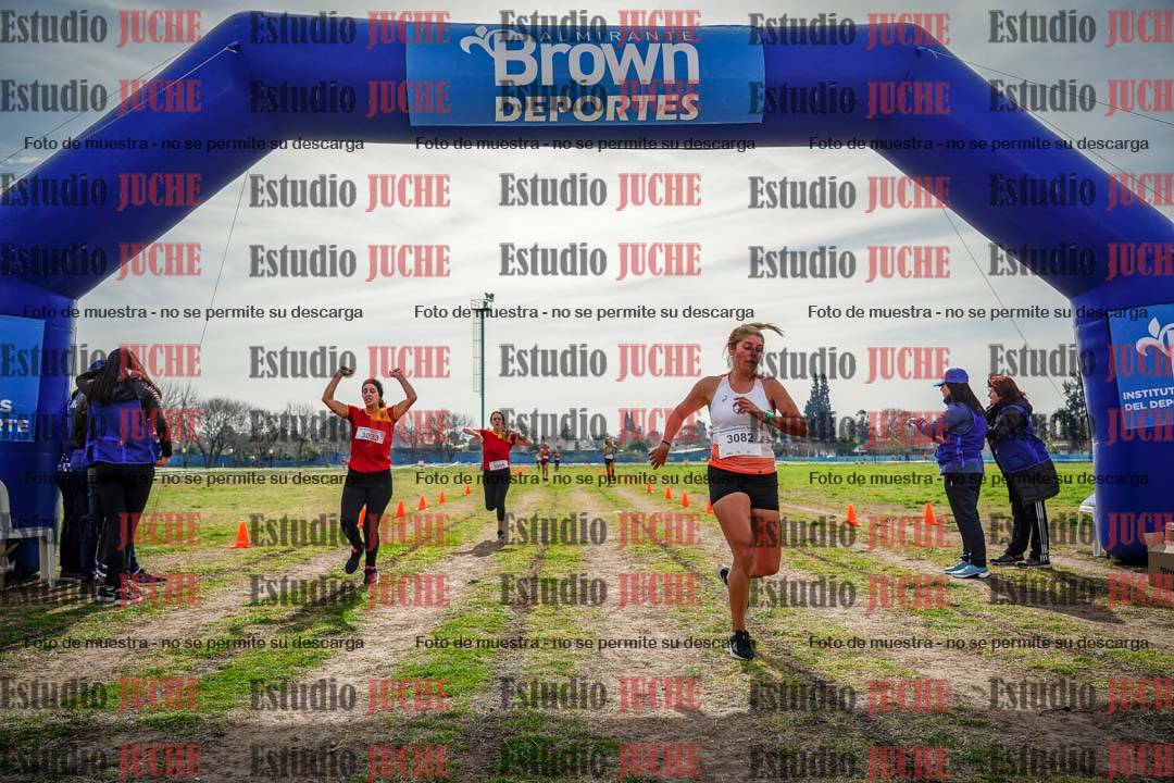 Fotos de la llegada del cross de 6000 m