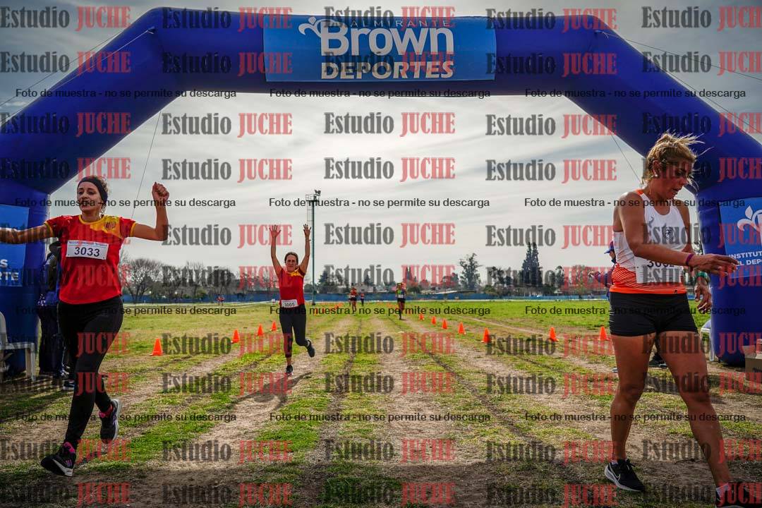 Fotos de la llegada del cross de 6000 m