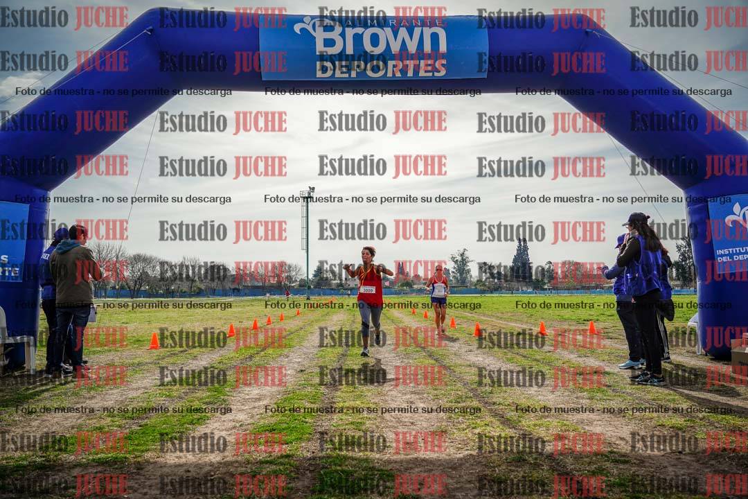 Fotos de la llegada del cross de 6000 m