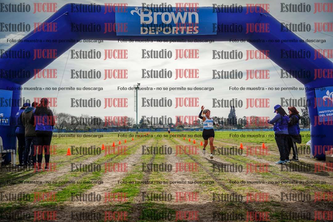 Fotos de la llegada del cross de 6000 m