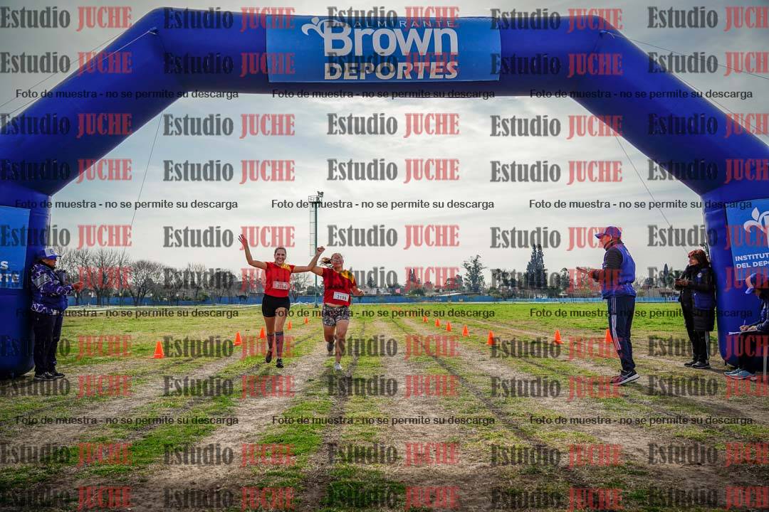 Fotos de la llegada del cross de 6000 m