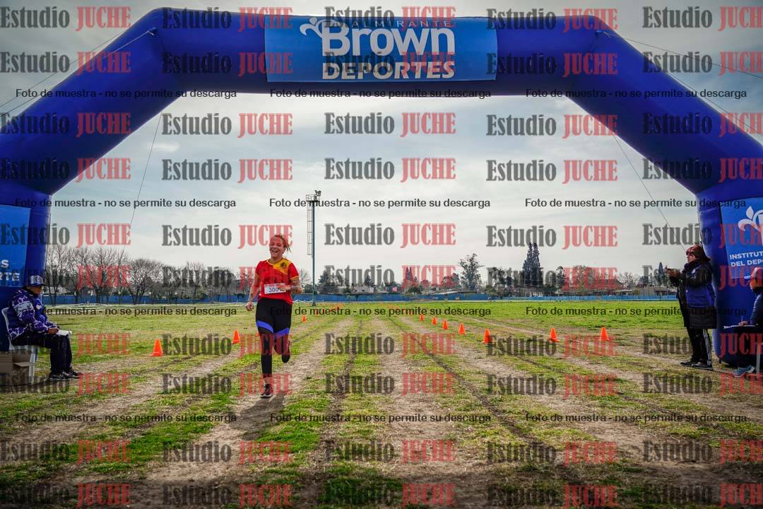 Fotos de la llegada del cross de 6000 m