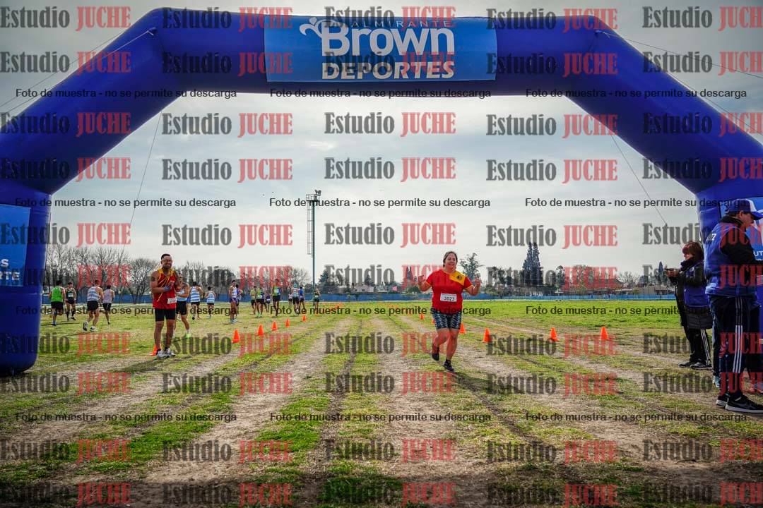 Fotos de la llegada del cross de 6000 m