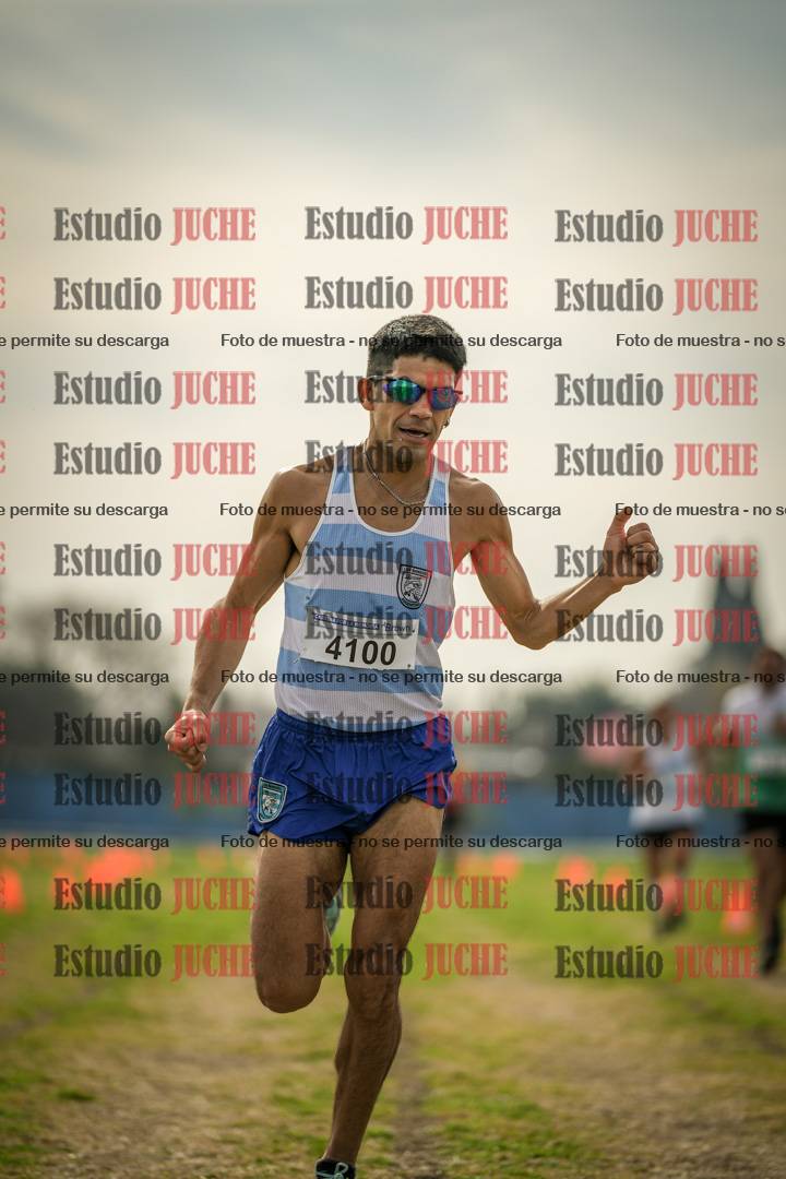 Fotos de la llegada del cross de 8000 m
