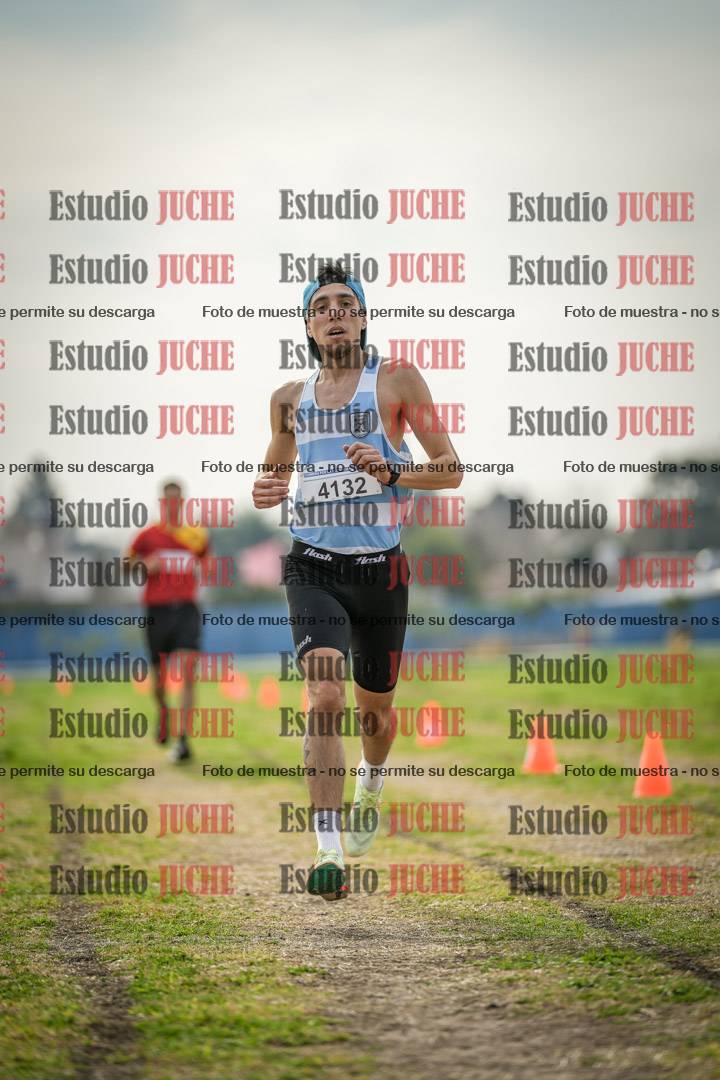 Fotos de la llegada del cross de 8000 m