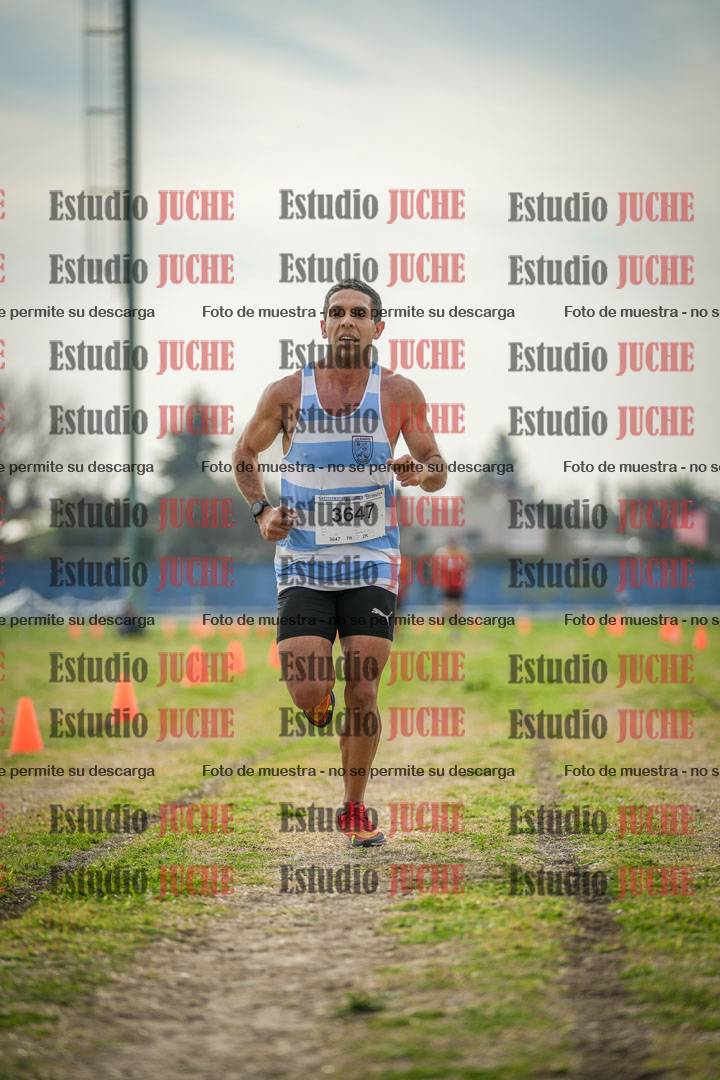 Fotos de la llegada del cross de 8000 m