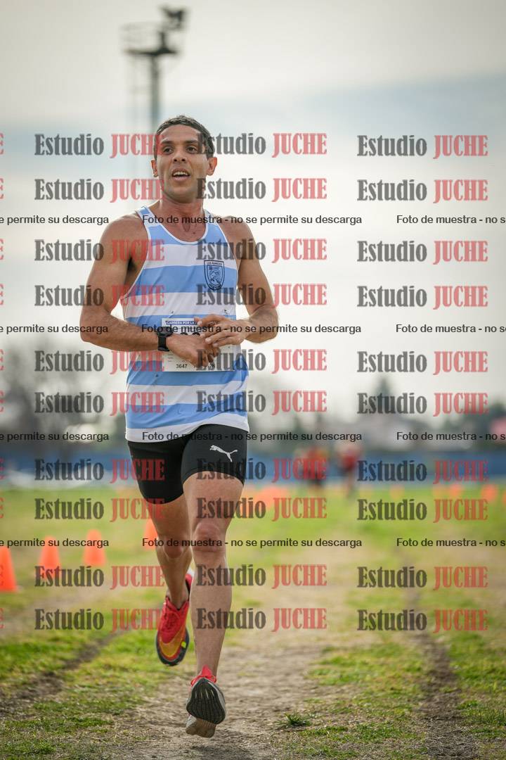 Fotos de la llegada del cross de 8000 m