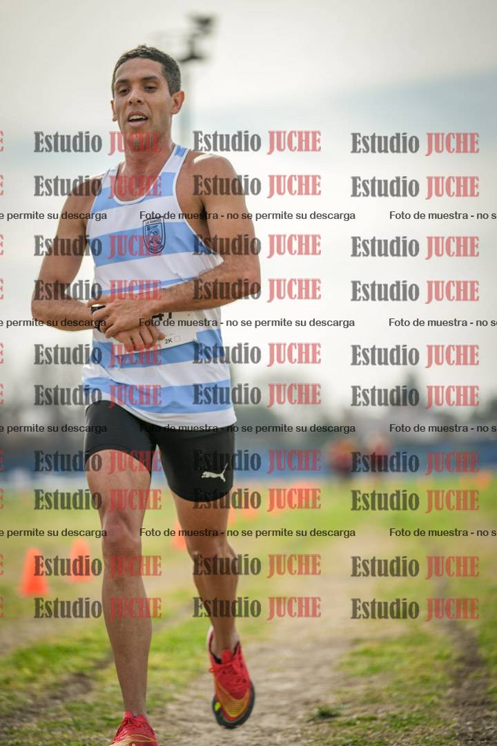 Fotos de la llegada del cross de 8000 m