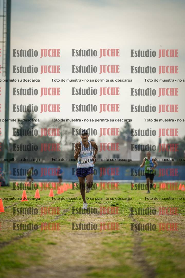Fotos de la llegada del cross de 8000 m