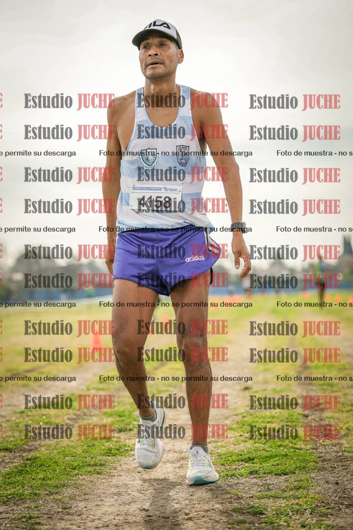 Fotos de la llegada del cross de 8000 m