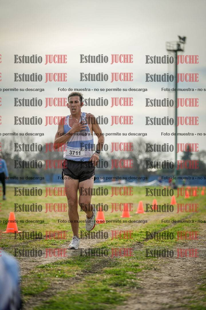 Fotos de la llegada del cross de 8000 m