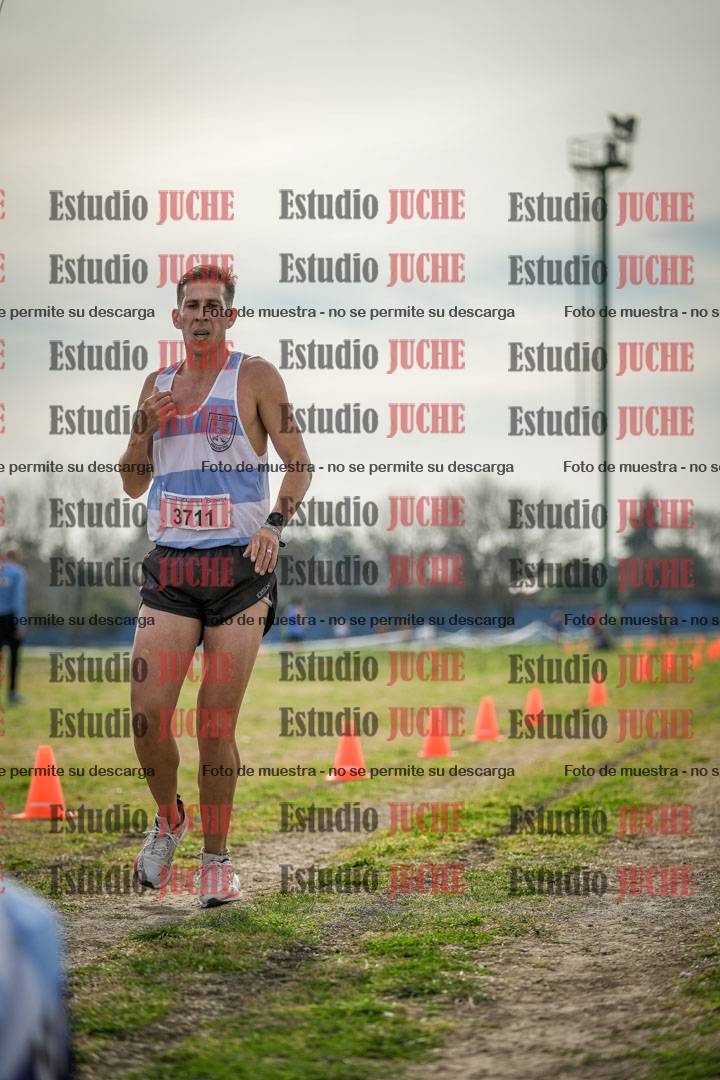 Fotos de la llegada del cross de 8000 m