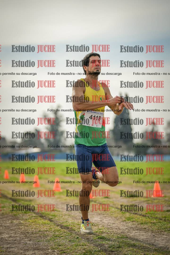 Fotos de la llegada del cross de 8000 m