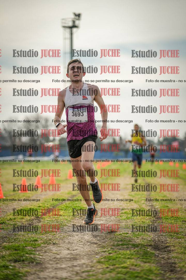 Fotos de la llegada del cross de 8000 m