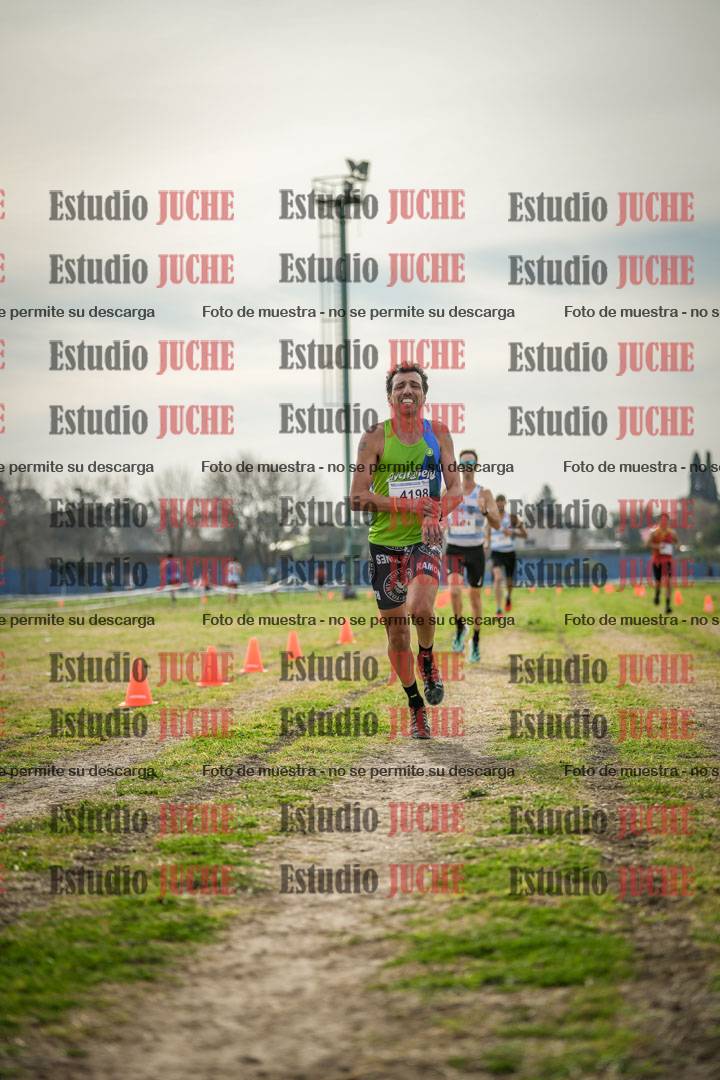 Fotos de la llegada del cross de 8000 m