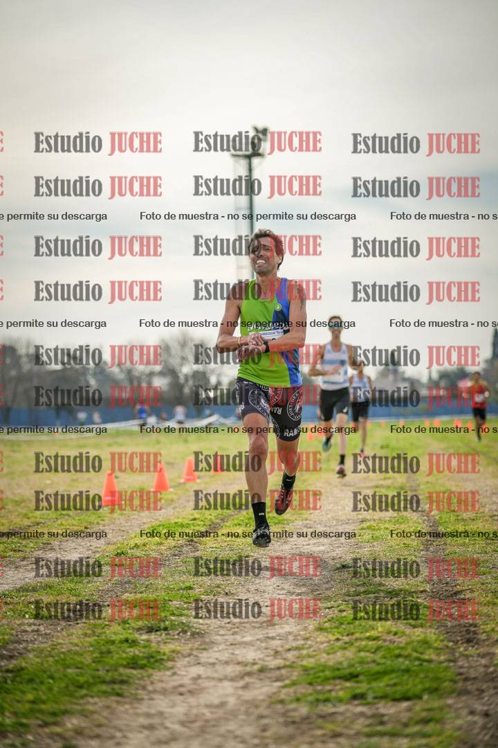 Fotos de la llegada del cross de 8000 m