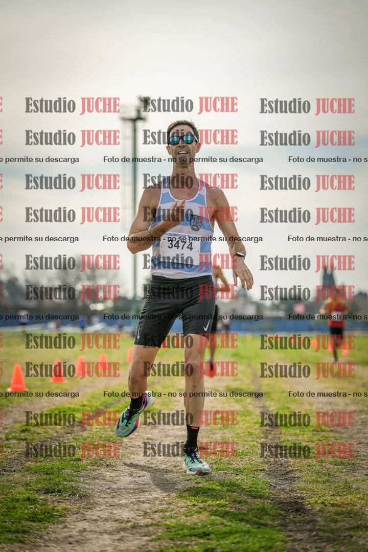 Fotos de la llegada del cross de 8000 m