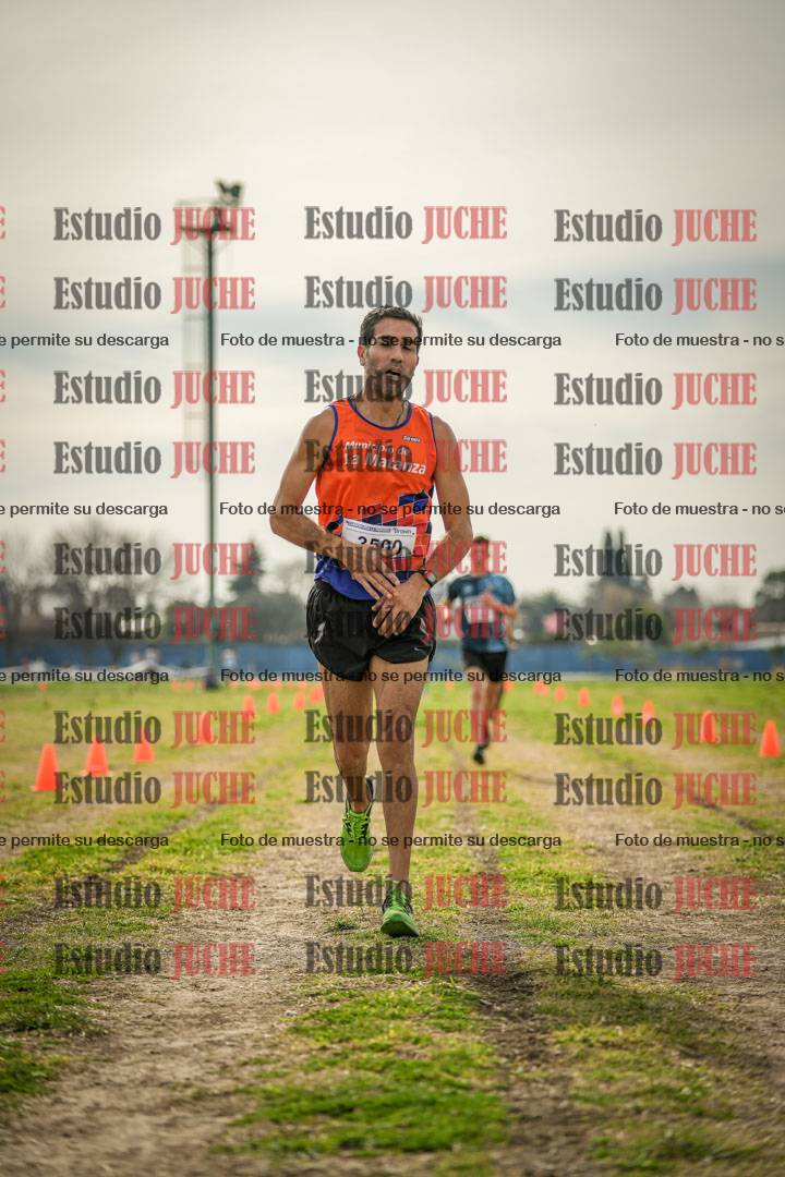 Fotos de la llegada del cross de 8000 m
