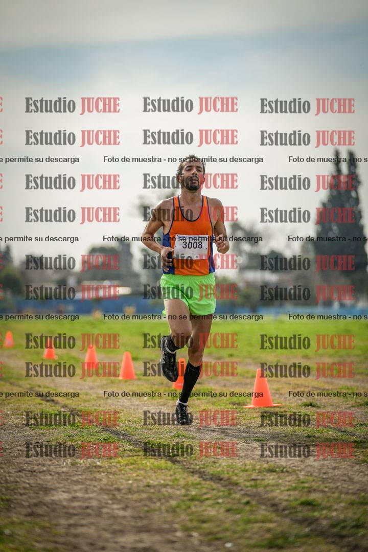 Fotos de la llegada del cross de 8000 m