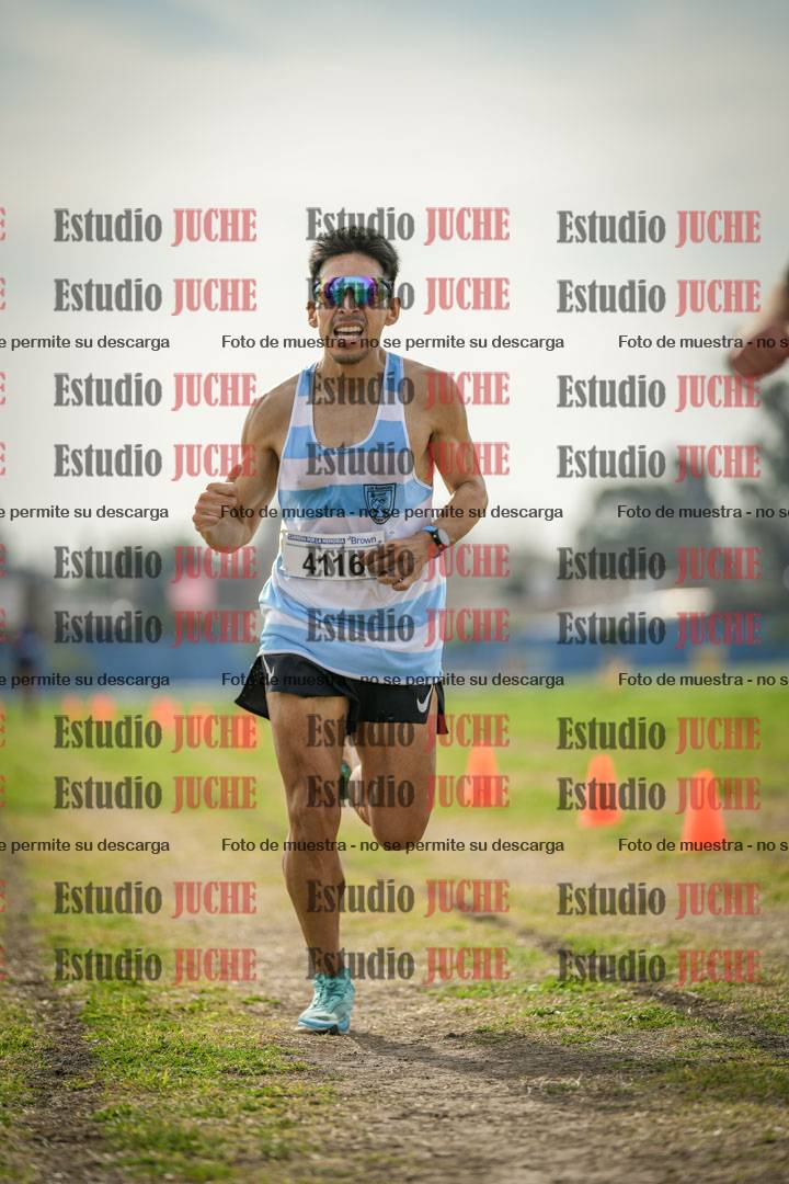 Fotos de la llegada del cross de 8000 m