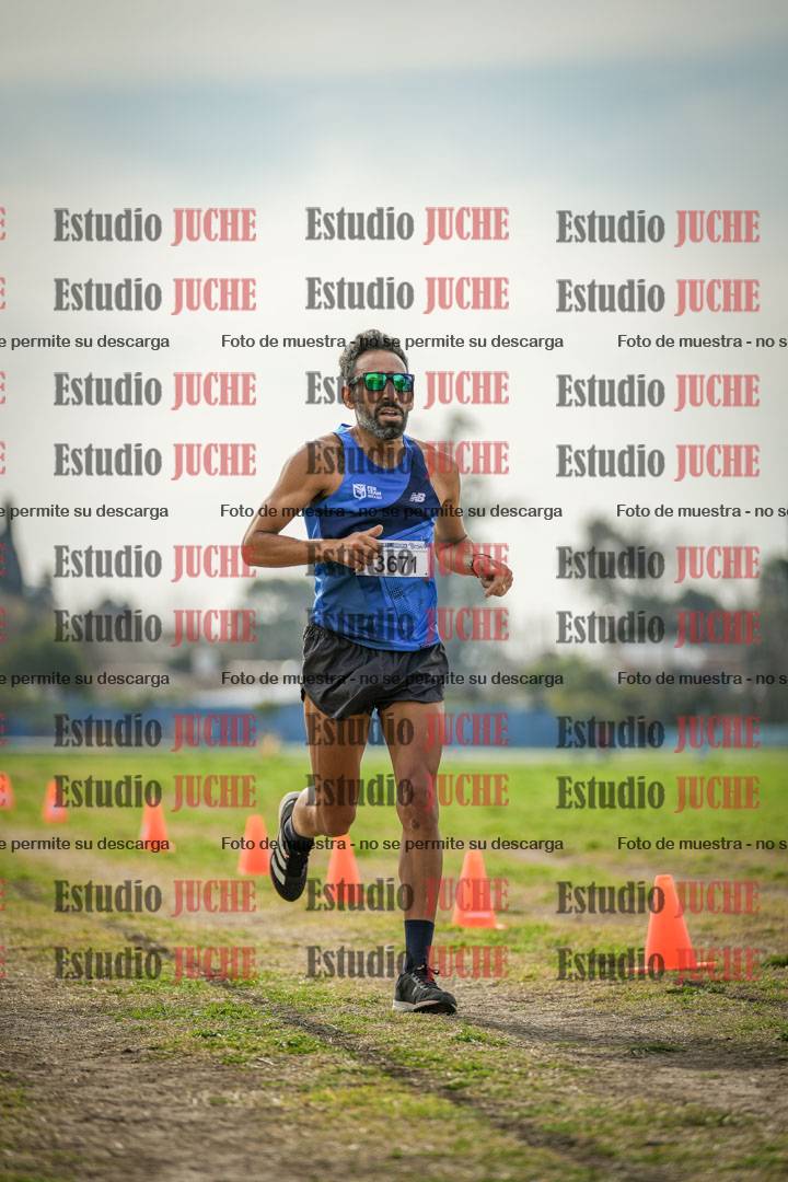 Fotos de la llegada del cross de 8000 m