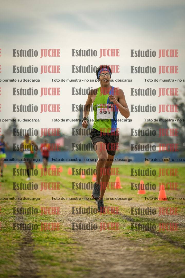 Fotos de la llegada del cross de 8000 m