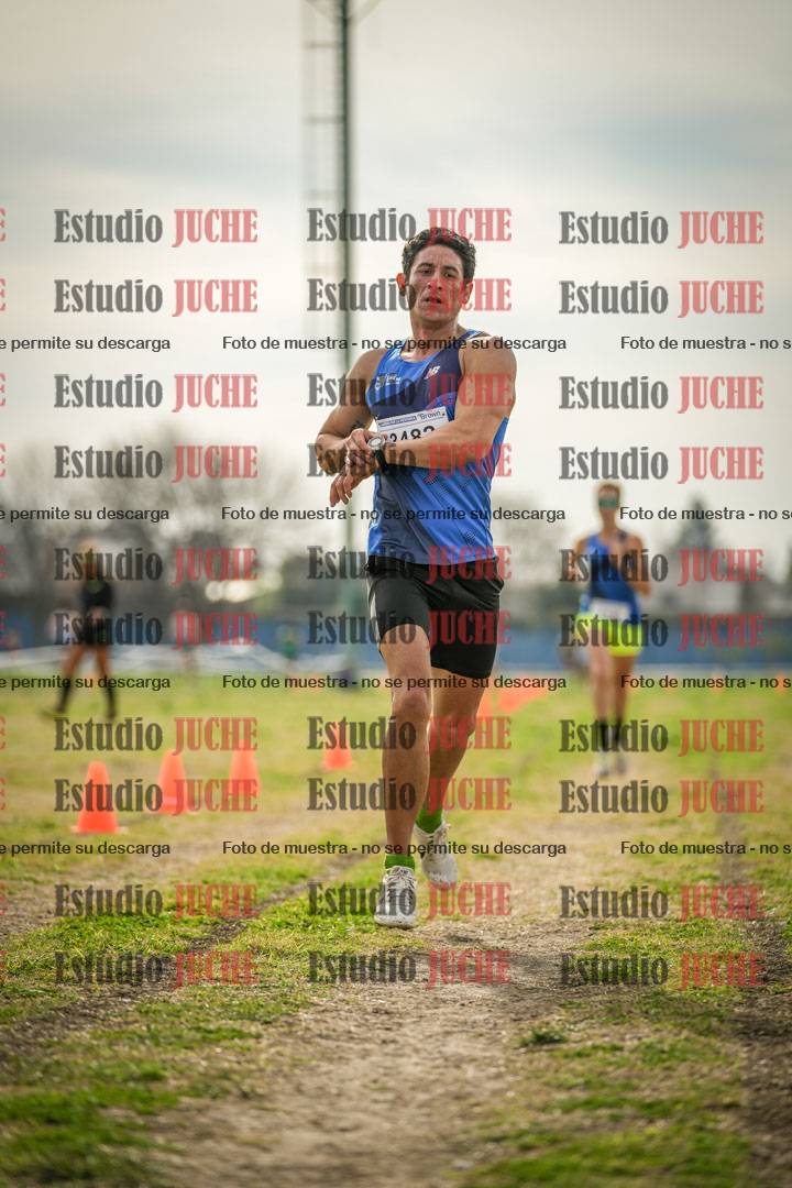 Fotos de la llegada del cross de 8000 m