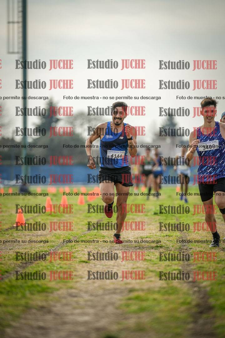 Fotos de la llegada del cross de 8000 m