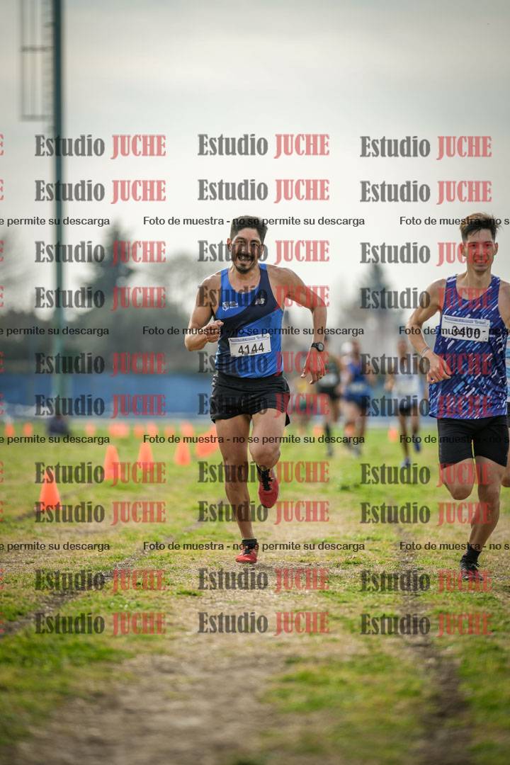 Fotos de la llegada del cross de 8000 m
