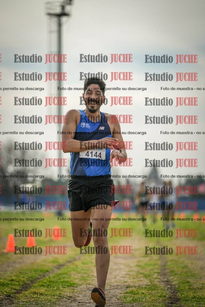 Fotos de la llegada del cross de 8000 m
