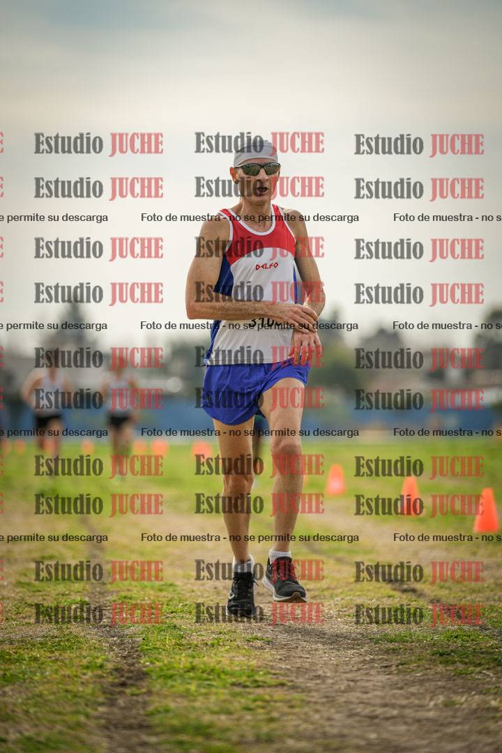 Fotos de la llegada del cross de 8000 m