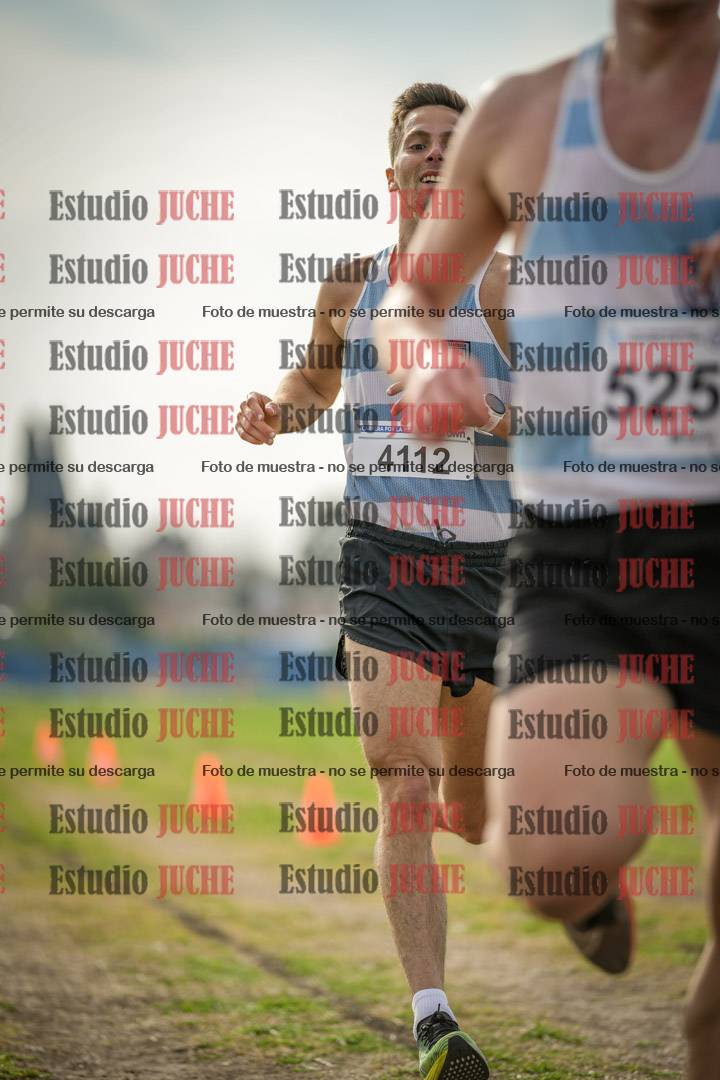 Fotos de la llegada del cross de 8000 m