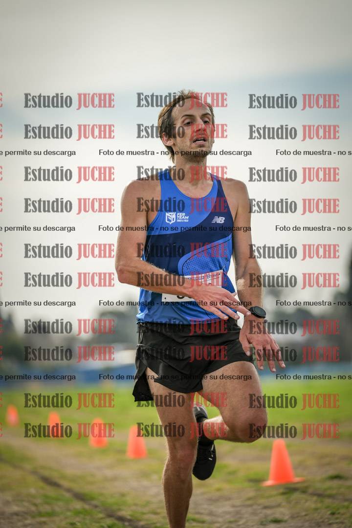 Fotos de la llegada del cross de 8000 m