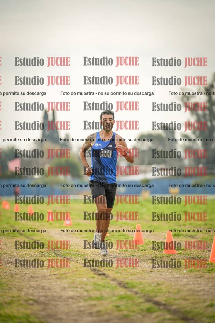 Fotos de la llegada del cross de 8000 m