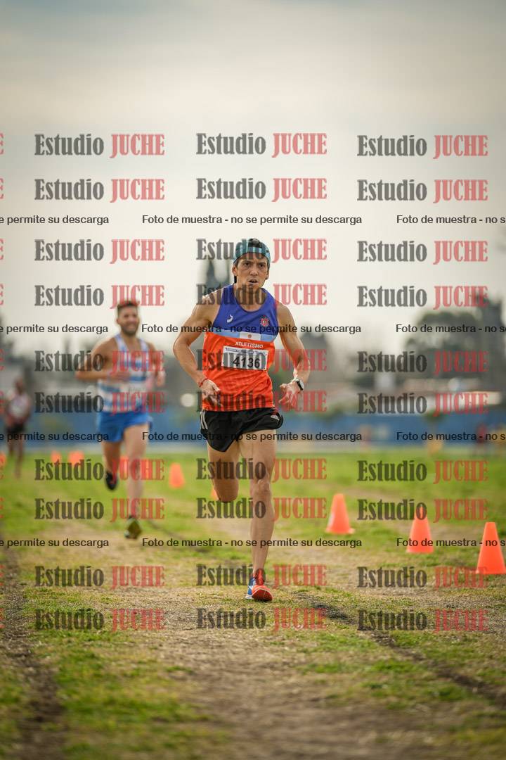 Fotos de la llegada del cross de 8000 m