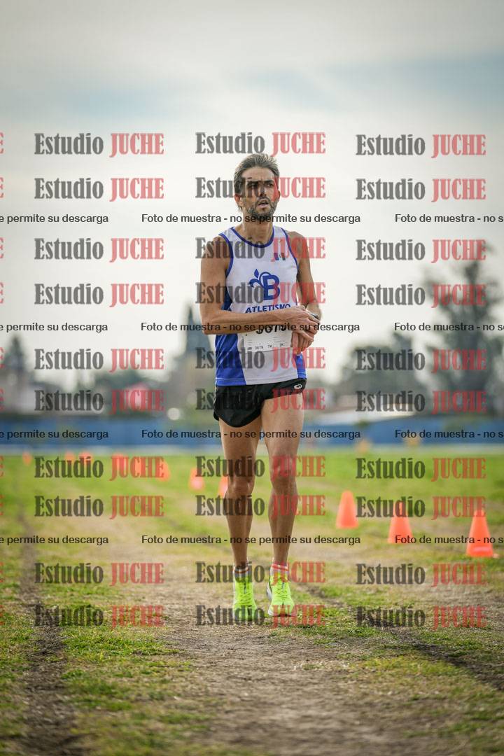 Fotos de la llegada del cross de 8000 m