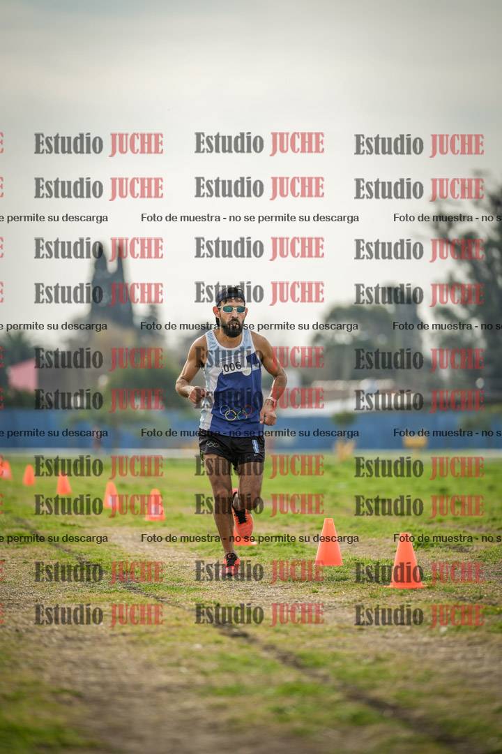 Fotos de la llegada del cross de 8000 m