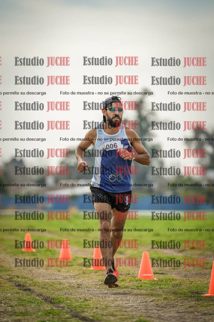 Fotos de la llegada del cross de 8000 m