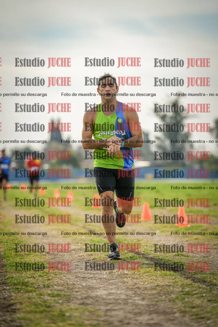 Fotos de la llegada del cross de 8000 m