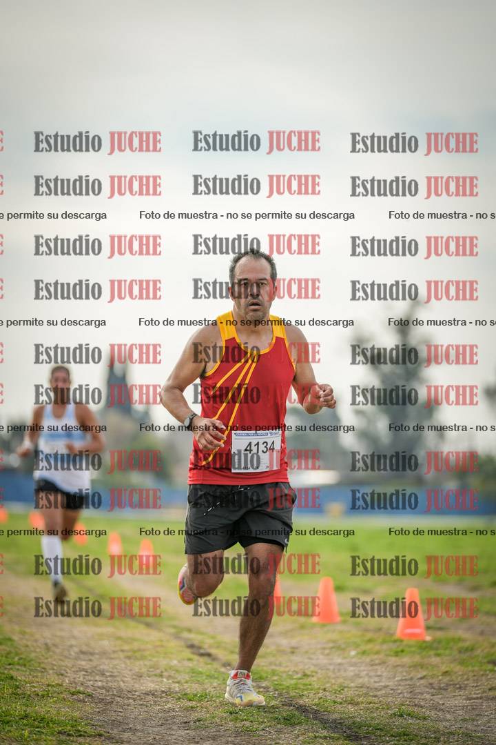 Fotos de la llegada del cross de 8000 m