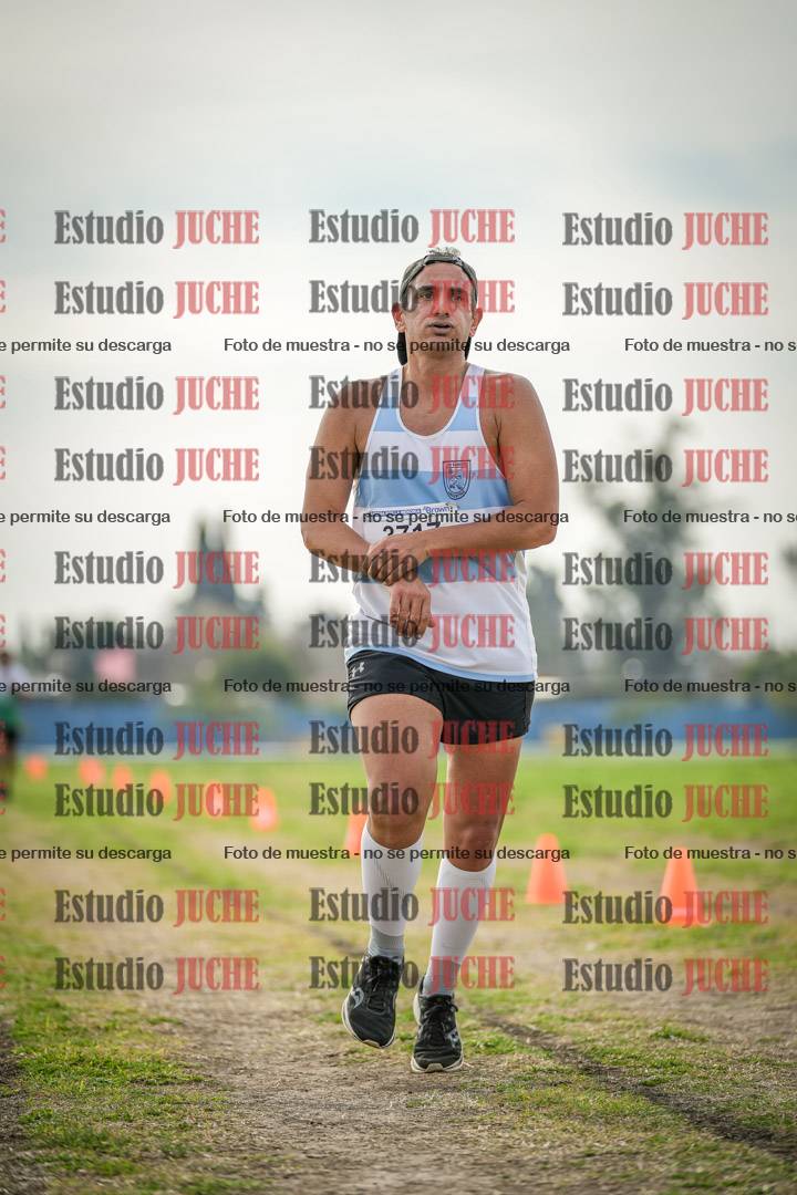 Fotos de la llegada del cross de 8000 m