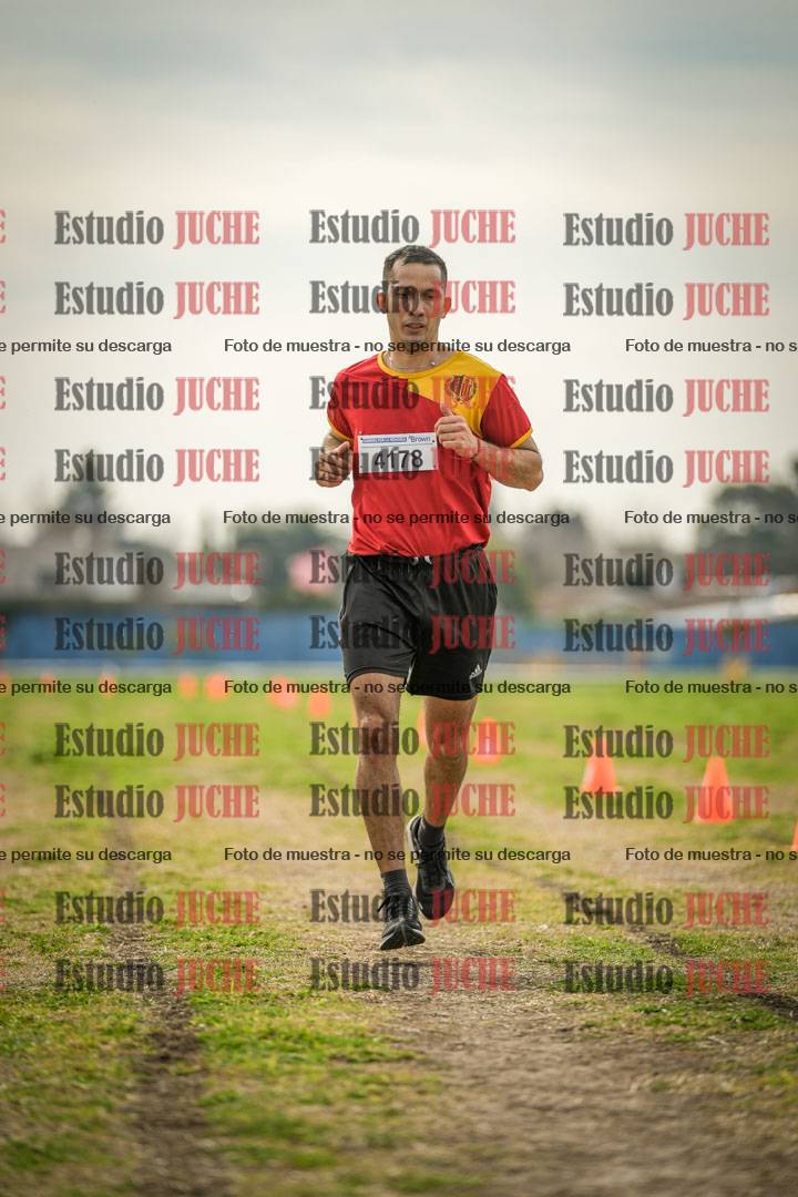 Fotos de la llegada del cross de 8000 m
