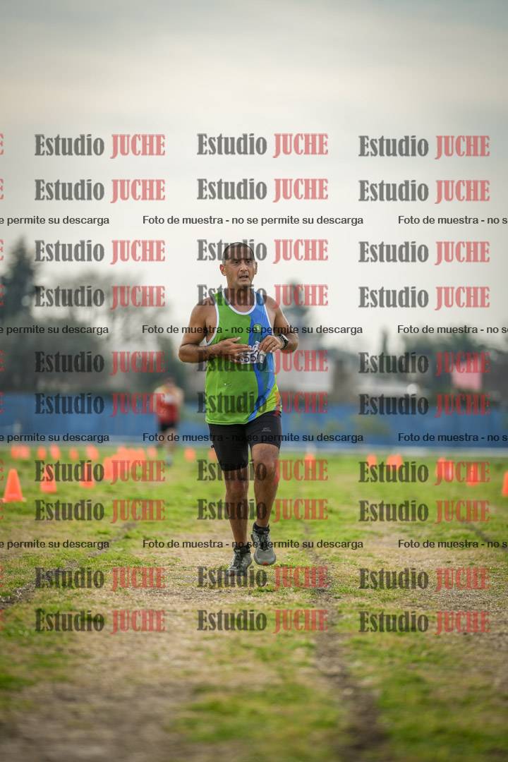 Fotos de la llegada del cross de 8000 m