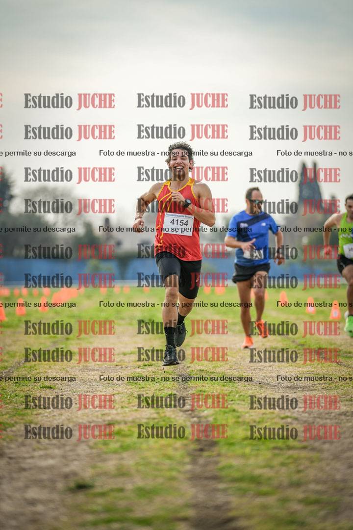 Fotos de la llegada del cross de 8000 m