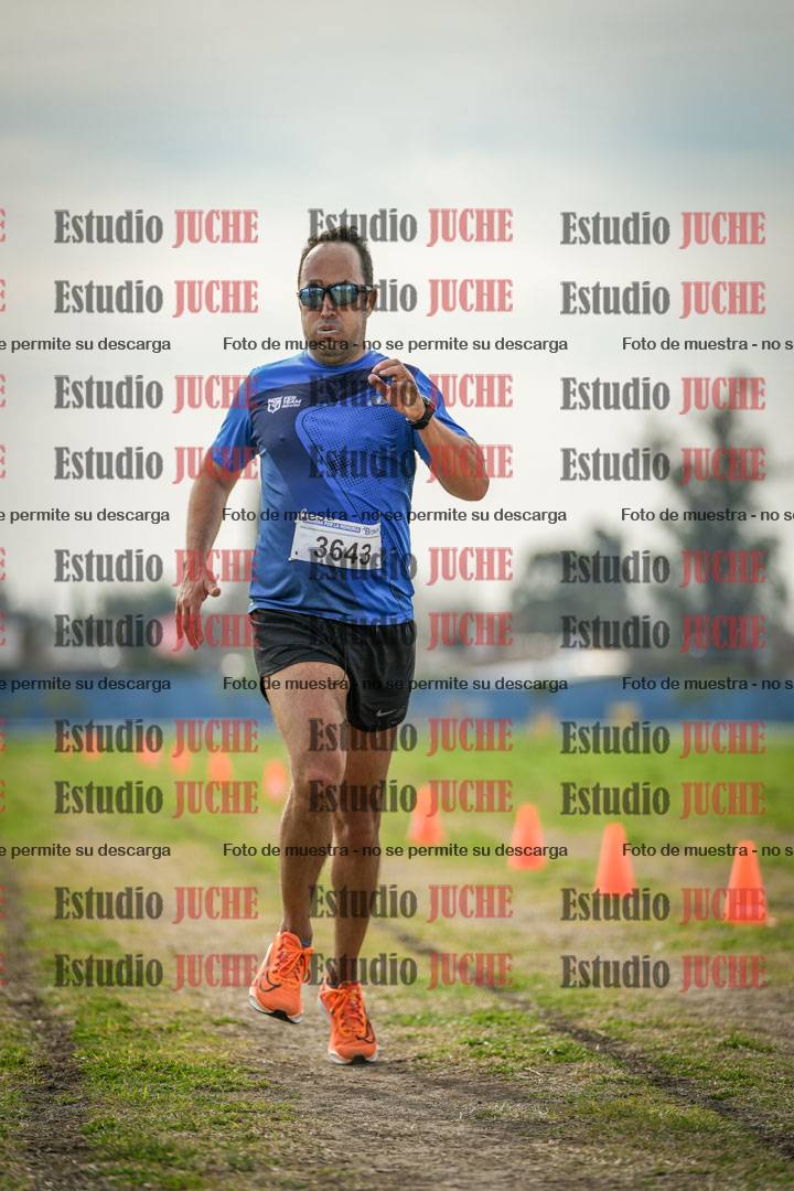 Fotos de la llegada del cross de 8000 m