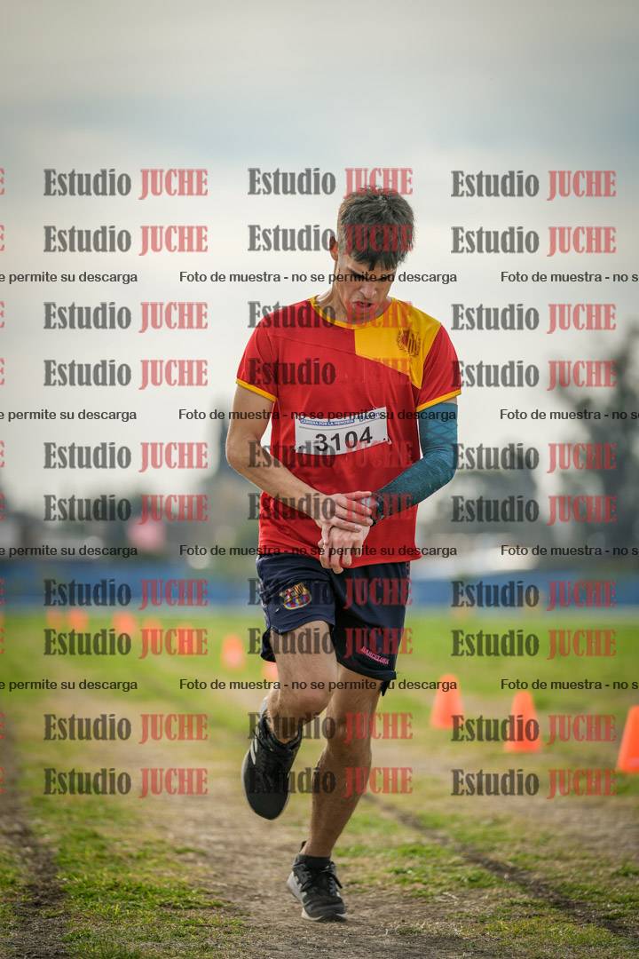 Fotos de la llegada del cross de 8000 m